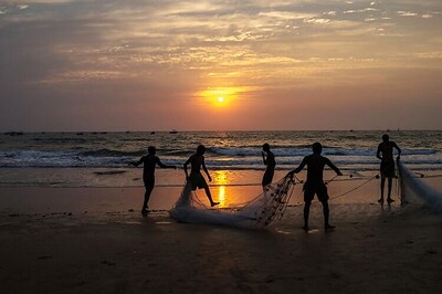 Lankan Navy arrests 28 fishermen on charges of crossing International Maritime Boundary Line