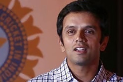 Dravid's mother engraves Karnataka cricketers in mural