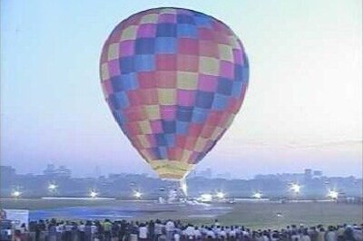 Singhania hot airs to world record