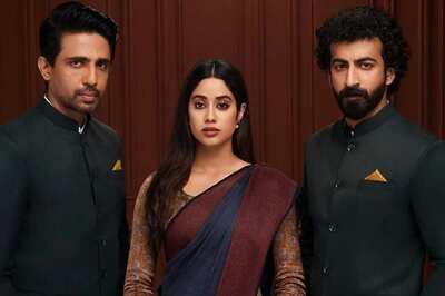 Janhvi Kapoor Looks Stunning in an Anavila Misra Linen Saree for Her Upcoming Film, Ulajh