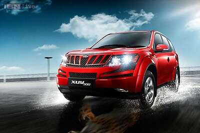 Mahindra XUV500 W4 variant launched in India at Rs 10.83 lakh
