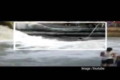 Sikh youth removes turban, saves four from drowning