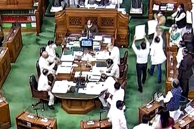 'BJP is Anti-Women': Female Congress MPs in Tears About Parliament Scuffle, Allege Being Abused