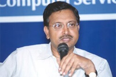 Satyam 'apologises', vows to emerge stronger