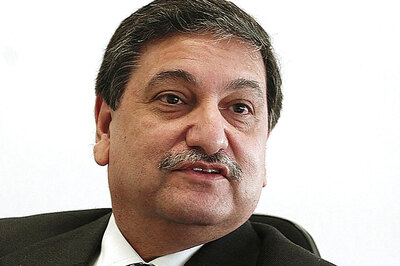 10 Facts About New Interim Chairman of TCS Ishaat Hussain