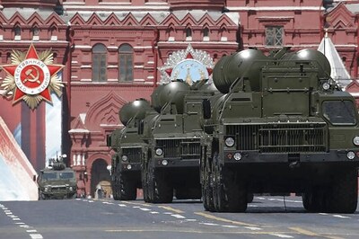 Turkey, Russia Sign Deal on Supply of S-400 Triumph Surface-to-air Missiles