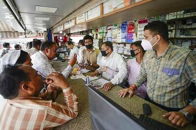 Amid Covid-19 Outbreak, Karnataka Govt Orders Pharmacies to Note Certain Buyers' Details - Here's Why