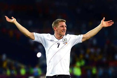 Schweinsteiger fit to face Italy