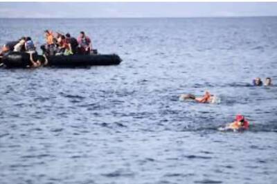 One Child Dead, Another Person Missing After Greek Coast Guard Boat Collided with Dinghy Carrying Migrants