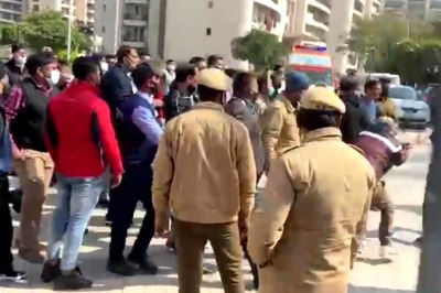 Gurugram Building Collapse: 2 Dead, Many Feared Trapped, Cops File Case Against Builder