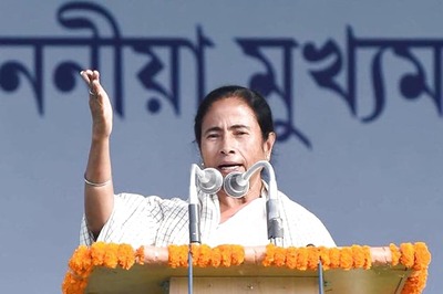 Big Win for Mamata Banerjee as Calcutta HC Rejects Petition Challenging Govt Grant for Durga Puja