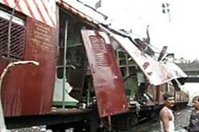 Mumbai blasts: Police follow leads