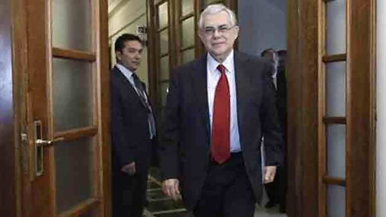 Polls: Greek's pro-austerity parties gaining