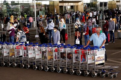 News18 Afternoon Digest: India Extends UK Flight Ban Till January 7 as 20 Returnees Test Positive for New Coronavirus Variant; Smaller Contingents, No Red Fort: Republic Day Parade 2021 Undergoes Big Changes Due to Covid-19 and Other Stories