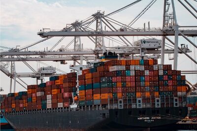 Exports Rise 1% to $38.45 Billion in December 2023