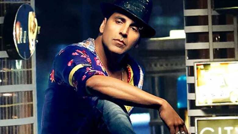 Akshay starts New Year with a shoulder injury