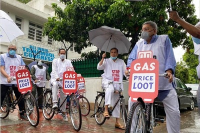 Trinamool MPs Cycle to Parliament to Protest Fuel Price Hike