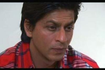 Shah Rukh, Indian cinema's Roger Federer | Video wishes