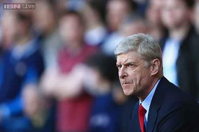 Arsene Wenger feels sorry for 'sacked' David Moyes