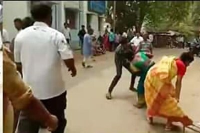 TMC, BJP Workers Clash in WB During Nomination Filing for Panchayat Polls, 6 Cops Injured