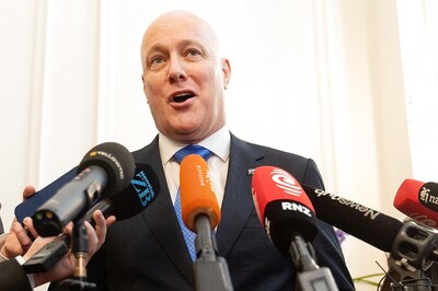 New Zealand PM Christopher Luxon Flies to Australia on Commercial Flight after Air Force Plane Gets Grounded