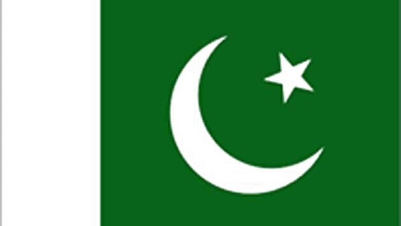 Two bomb attacks kill 34 in northwest Pakistan