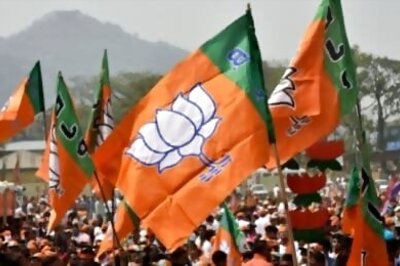 Delhi BJP to Set Up 'NaMo Sewa Kendras' in Slum Clusters Ahead of Civic Polls