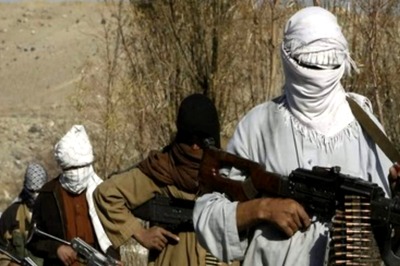 11 Taliban Members Killed in US Airstrike as Fighters Sweep Afghan Provinces, Thousands Flee