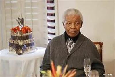South Africa: Nelson Mandela making 'slow but steady' improvement