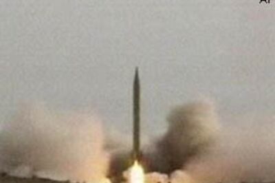 Iran tests missiles in response to US, Israeli threats