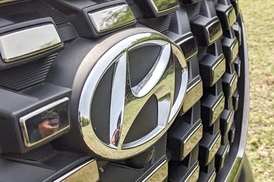 Hyundai, Kia Owners in U.S. Urged to Park Recalled Vehicles Outside Due to Fire Risk