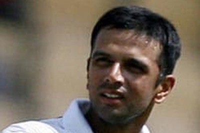 Left jabs at Dravid's surya-namaskar