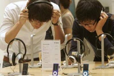 iPod tie: Now listen to music looking all spiffy