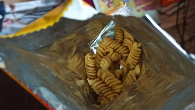 'Sad Reality': Redditor Shares Number of Chips Actually Found in a Rs 10 Packet