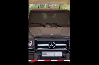 Dubai Prince Decides Not to Drive His Expensive SUV After Finding Birds’ Nest on It, Wins Hearts