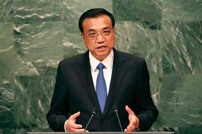 China Backs Pakistan's Position on Kashmir: Li Tells Sharif