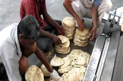 Are You A Chapati Lover? Then You Must Visit This Roti Market In Prayagraj