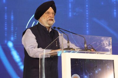 'Global Economy on Basis of Oil at $110 a Barrel Not Sustainable': Hardeep Puri Points to Neighbours' Woes