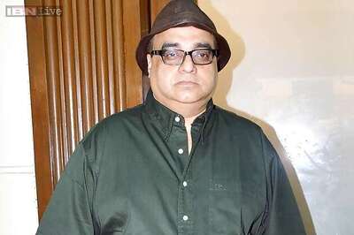 Will take Aamir, Salman Khan in 'Andaz Apna Apna' sequel if they produce it: Rajkumar Santoshi