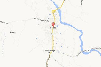 Jharkhand: Encounter underway between Naxals and CRPF; 1 jawan, policeman killed