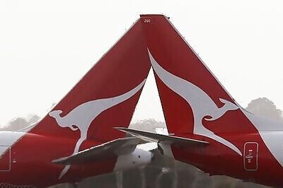 Qantas says Australian state border closures hampering recovery, posts $1.4 billion loss