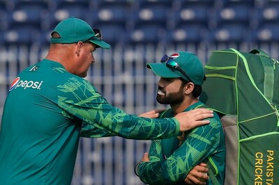Like Groundhog Day: Mickey Arthur Faults 'Massive Amount of Security' for Pakistan's Performace in ODI World Cup