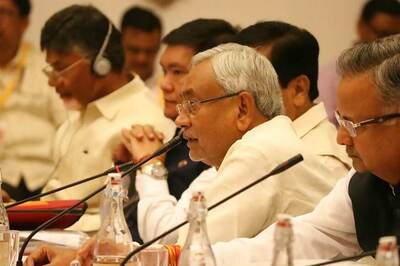 In Sync With Chandrababu, Nitish Kumar Keeps His Own Special Status Demand Before NITI Aayog