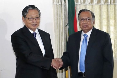 Myanmar 'Makes Proposal' to Take Back Rohingya Refugees