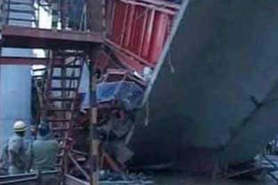 DMRC to repair houses, shops damaged in accidents