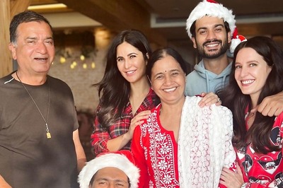 Katrina Kaif and Vicky Kaushal's Christmas Celebration With Family Is All About Love; Pics