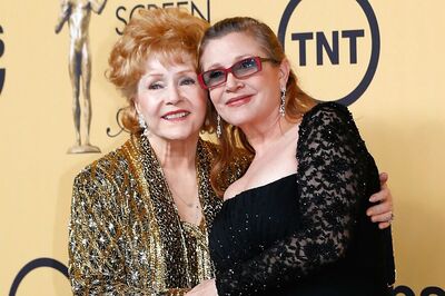 Debbie Reynolds, Carrie Fisher First Hated Their Documentary Bright Lights