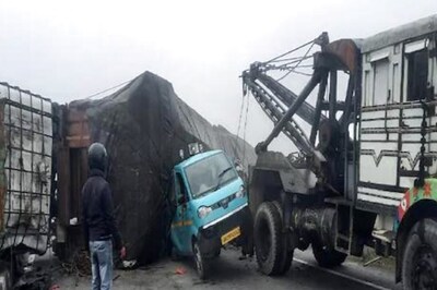 In Bihar's Gopalganj, School Kid Killed, 6 Others Injured in Accident Involving 4 Vehicles