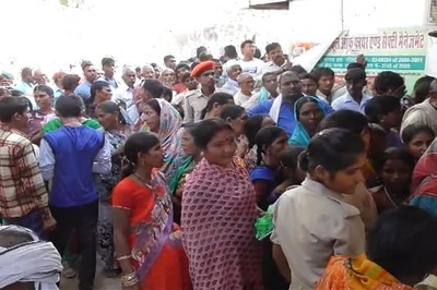 Another Man Dies in Bank Queue in Delhi