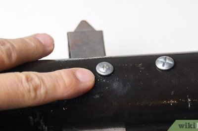 How to Unscrew a Screw Without a Screwdriver
